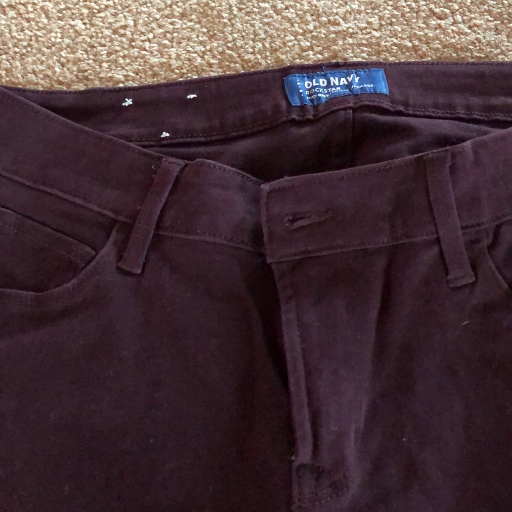 Old Navy - Picture 4 of 7